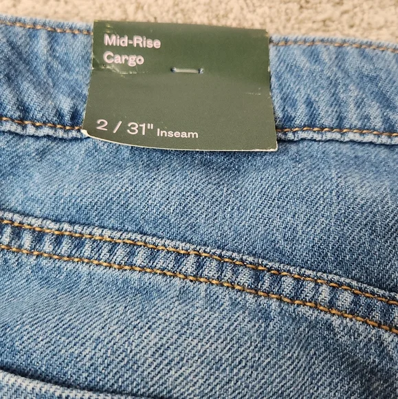 Wild Fable Women's Mid Rise Wide Leg Cargo Baggy Pants Medium Wash Size 2/31" - Picture 11 of 16